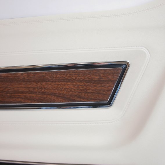 Door Panel White W/Dark Smoke Carpet Deluxe RH For 1976 Corvette