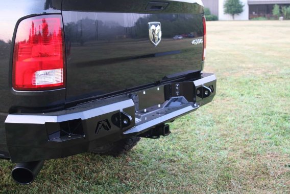 Fab Fours DR09-W2950-1 Heavy Duty Rear Bumper